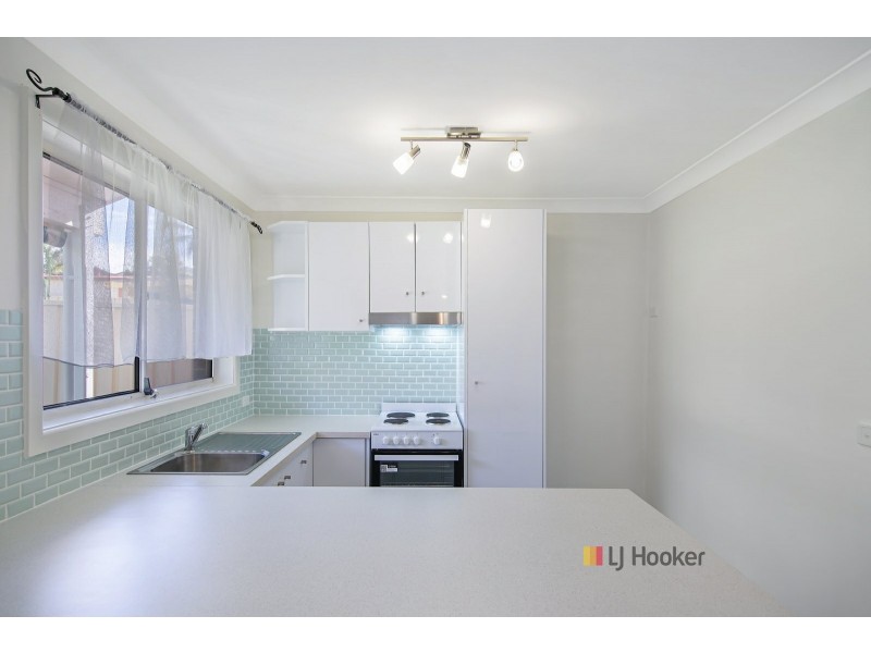 4a Larapinta Street, Gwandalan NSW 2259