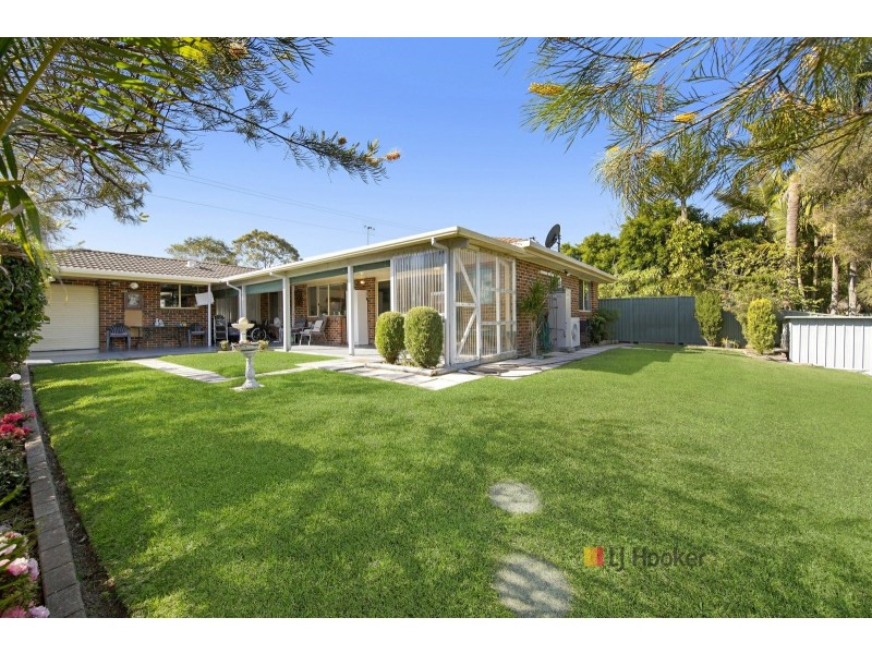 118 Roper Road, Blue Haven NSW 2262