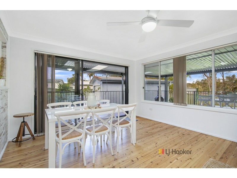 42 Murrawal Road, Wyongah NSW 2259