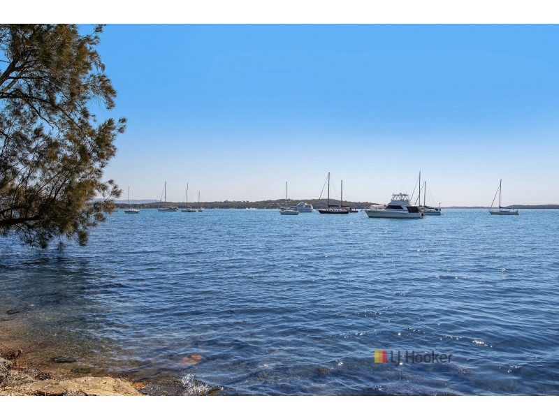 51 Kullaroo Road, Summerland Point NSW 2259
