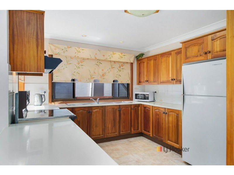 51 Kullaroo Road, Summerland Point NSW 2259