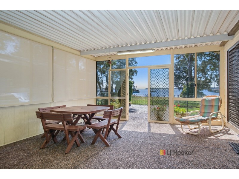 51 Kullaroo Road, Summerland Point NSW 2259