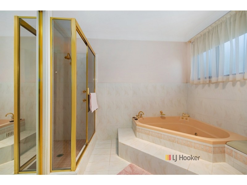 51 Kullaroo Road, Summerland Point NSW 2259