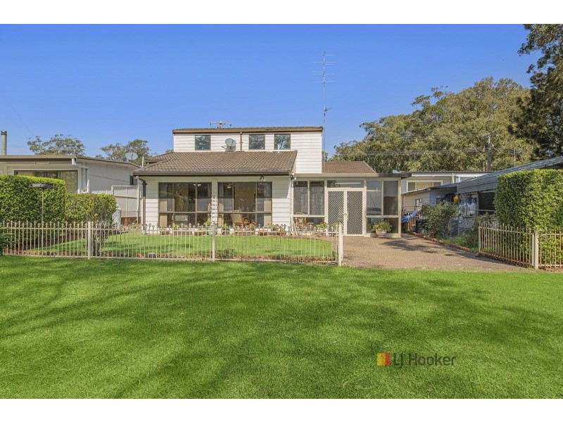 51 Kullaroo Road, Summerland Point NSW 2259