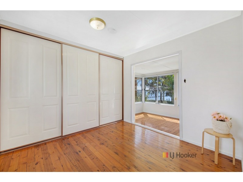21 Grace Street, Mannering Park NSW 2259