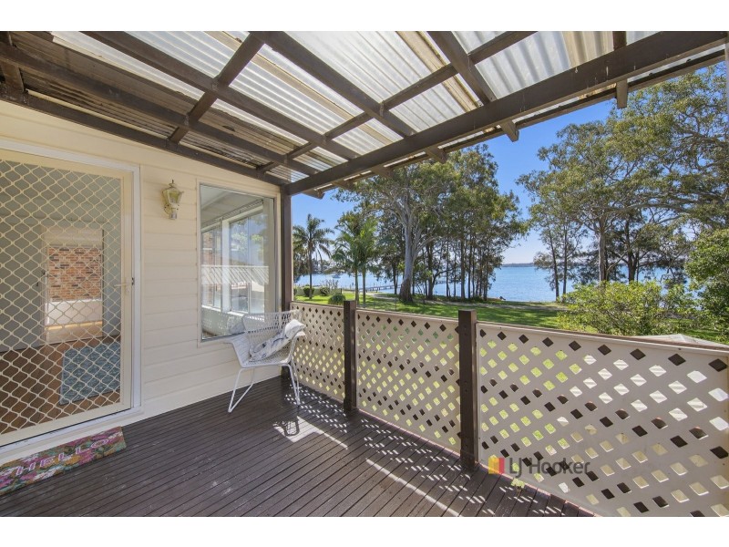 21 Grace Street, Mannering Park NSW 2259
