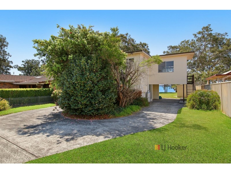 21 Grace Street, Mannering Park NSW 2259