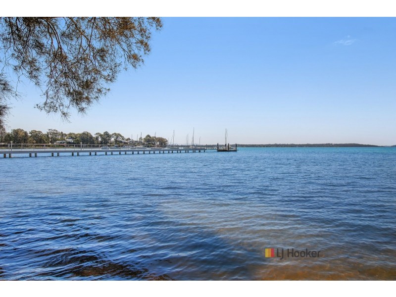 21 Grace Street, Mannering Park NSW 2259