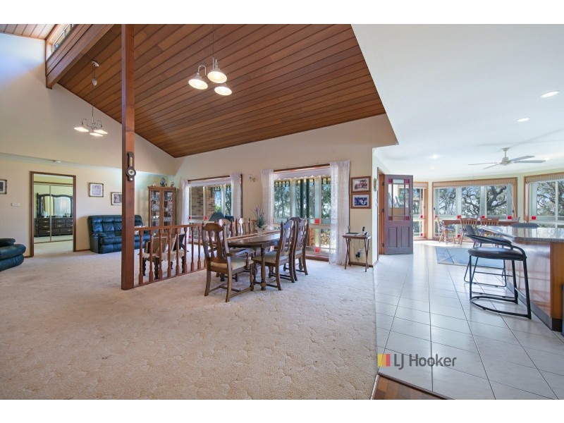 2A Friday Street, Tuggerawong NSW 2259