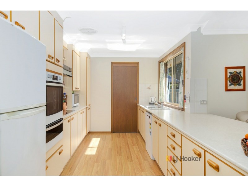 4 Karangal Crescent, Buff Point NSW 2262