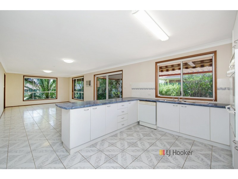 120 Roper Road, Blue Haven NSW 2262