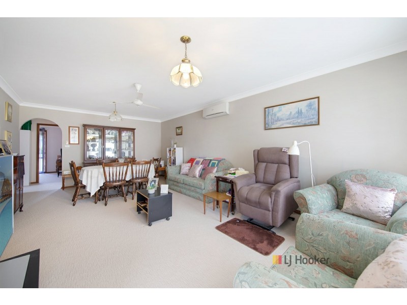 Unit 4/1 Dan Close, Gorokan NSW 2263