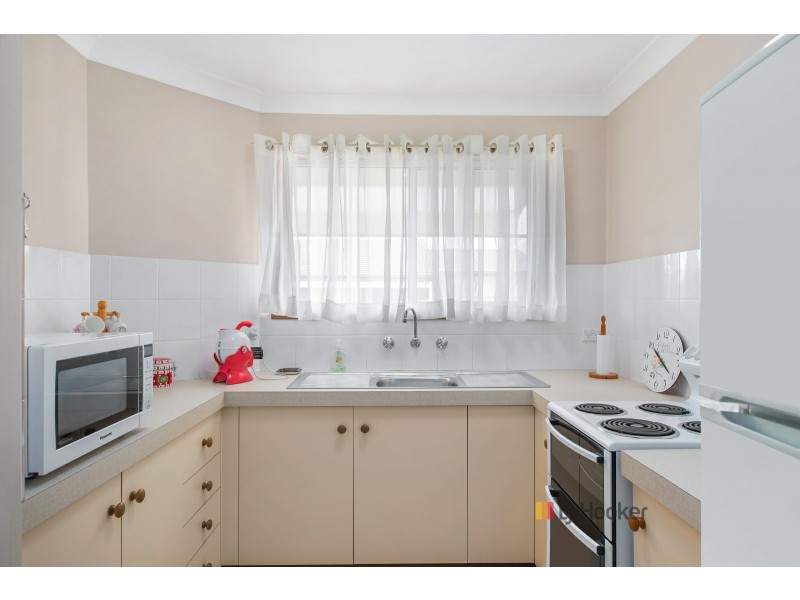 Unit 4/1 Dan Close, Gorokan NSW 2263