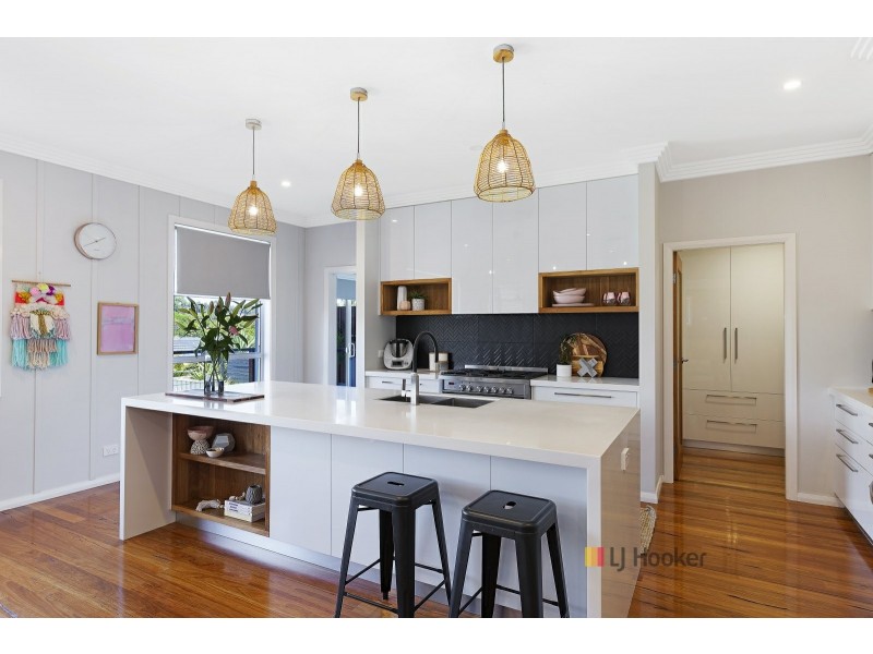 18 Haven Crescent, Woongarrah NSW 2259