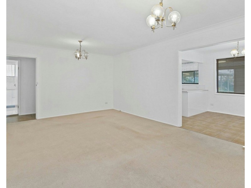 63 Jacqueline Avenue, Gorokan NSW 2263