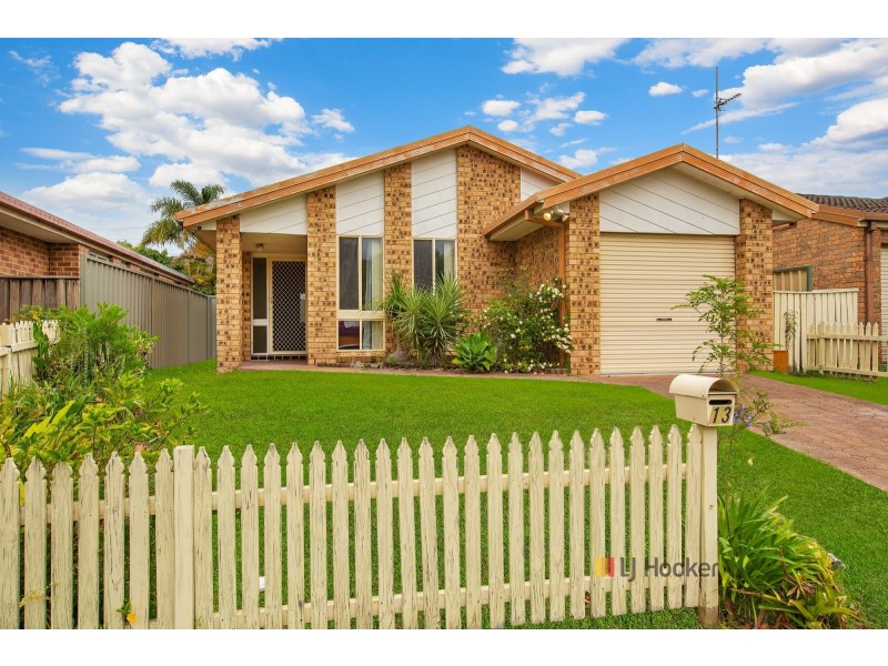 13 Wongala Avenue, Blue Haven NSW 2262