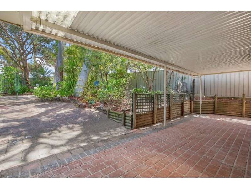 37 Lloyd Avenue, Chain Valley Bay NSW 2259