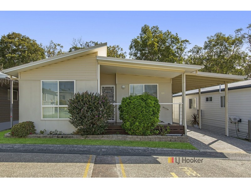 109/2 Macleay Drive, Halekulani NSW 2262