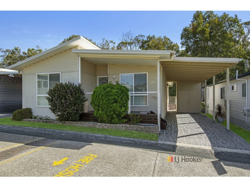 109/2 Macleay Drive, Halekulani NSW 2262