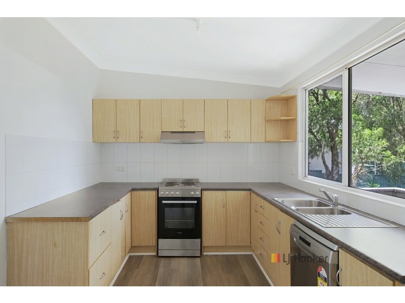 3 Penguin Road, Blue Haven NSW 2262