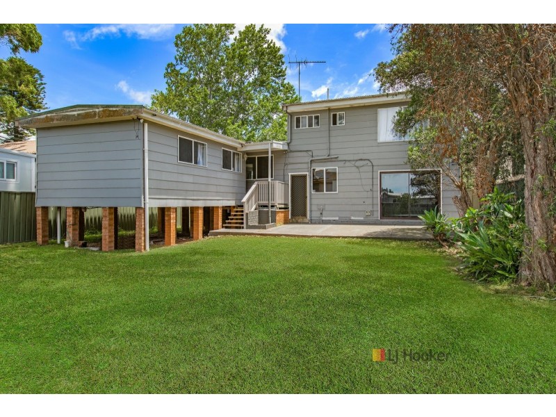 3 Penguin Road, Blue Haven NSW 2262