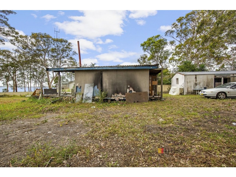 23 Malvina Parade, Gorokan NSW 2263