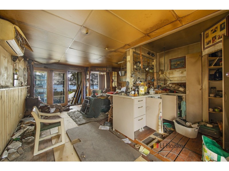 23 Malvina Parade, Gorokan NSW 2263