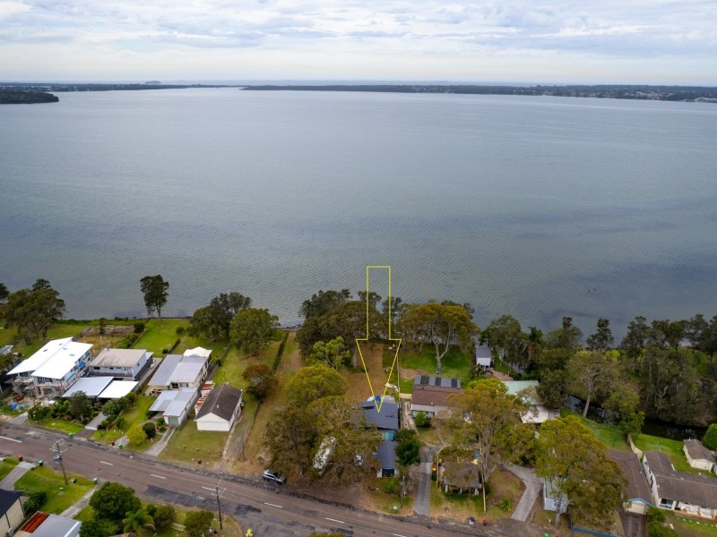 23 Malvina Parade, Gorokan NSW 2263