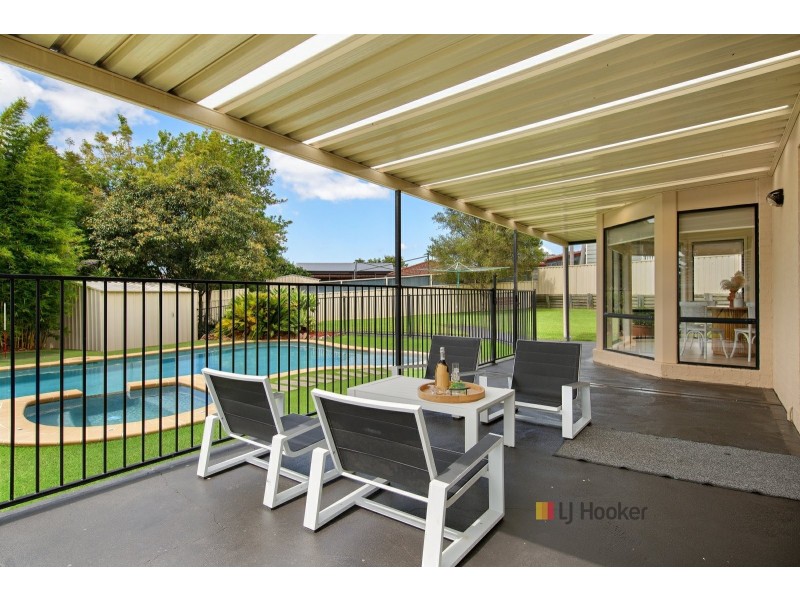 8 Swindon Close, Lake Haven NSW 2263