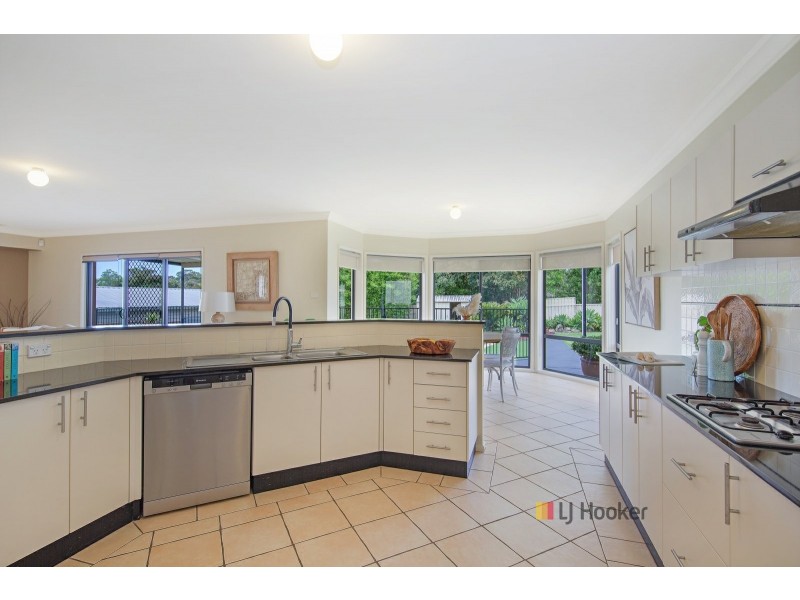 8 Swindon Close, Lake Haven NSW 2263