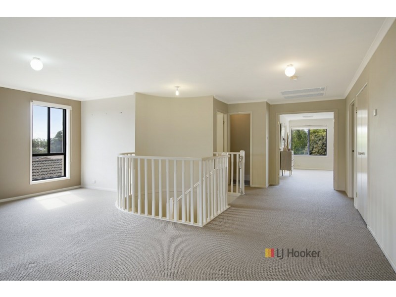 8 Swindon Close, Lake Haven NSW 2263