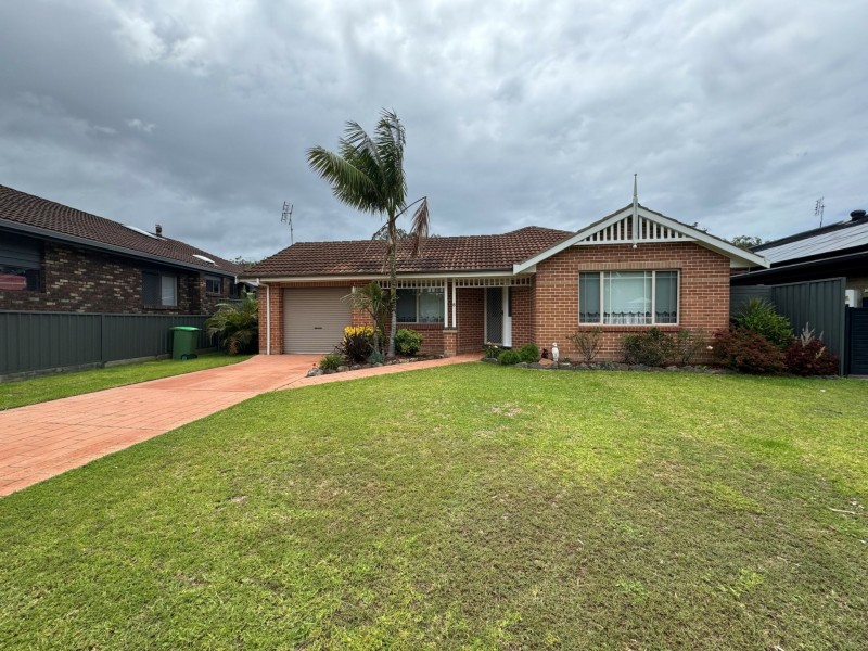 8 Rodney Close, Lake Munmorah NSW 2259