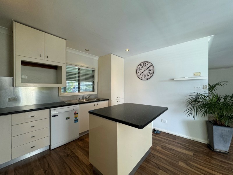 15 Boronia Avenue, Lake Munmorah NSW 2259