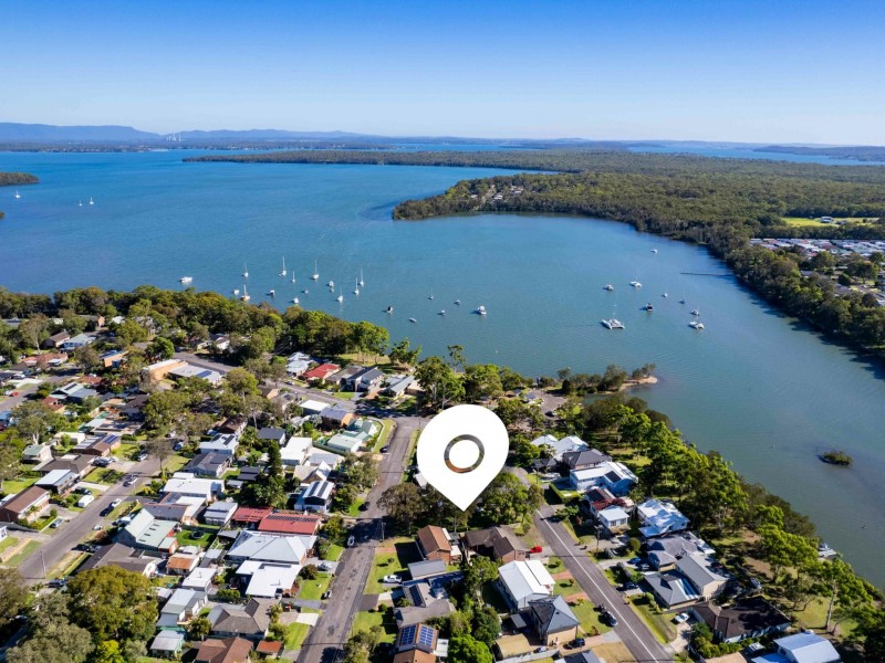 53 Lloyd Avenue, Chain Valley Bay NSW 2259