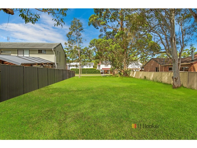 53 Lloyd Avenue, Chain Valley Bay NSW 2259