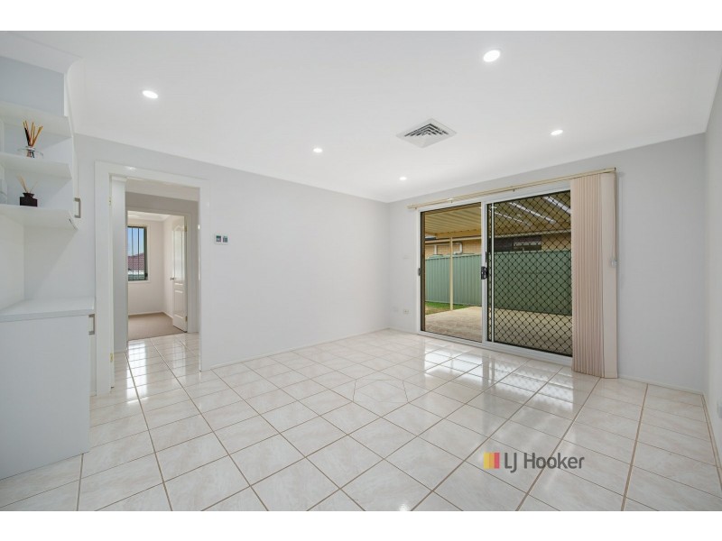 10 Duntroon Close, Hamlyn Terrace NSW 2259