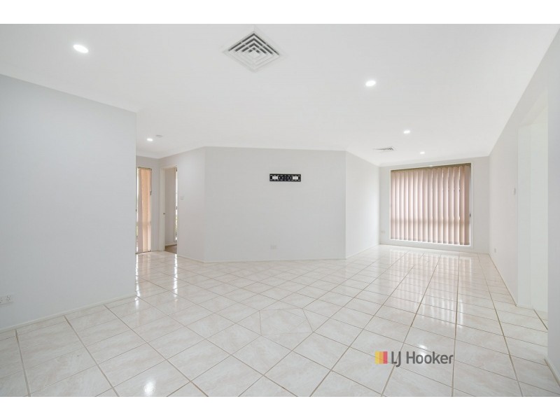 10 Duntroon Close, Hamlyn Terrace NSW 2259