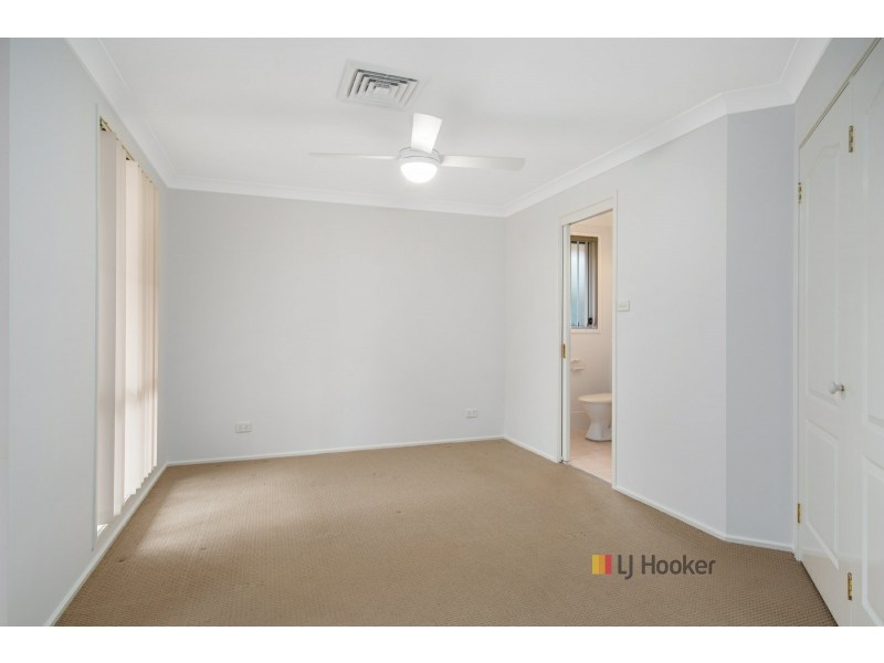 10 Duntroon Close, Hamlyn Terrace NSW 2259