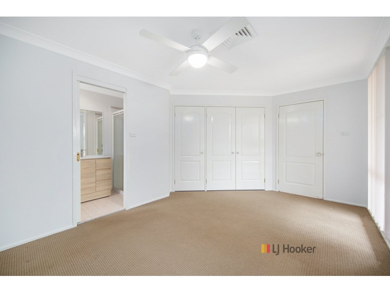 10 Duntroon Close, Hamlyn Terrace NSW 2259