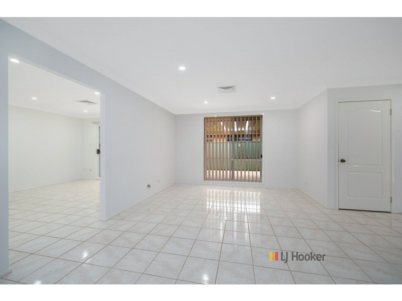 10 Duntroon Close, Hamlyn Terrace NSW 2259