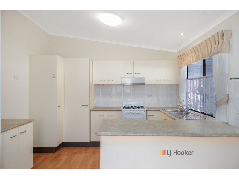 33/2 Mulloway Road, Chain Valley Bay NSW 2259