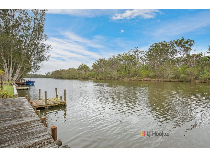 199 Birdwood Drive, Blue Haven NSW 2262