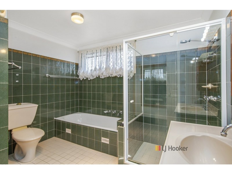 1 Canton Parade, Noraville NSW 2263