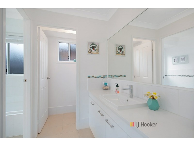 44 Scenic Circle, Budgewoi NSW 2262