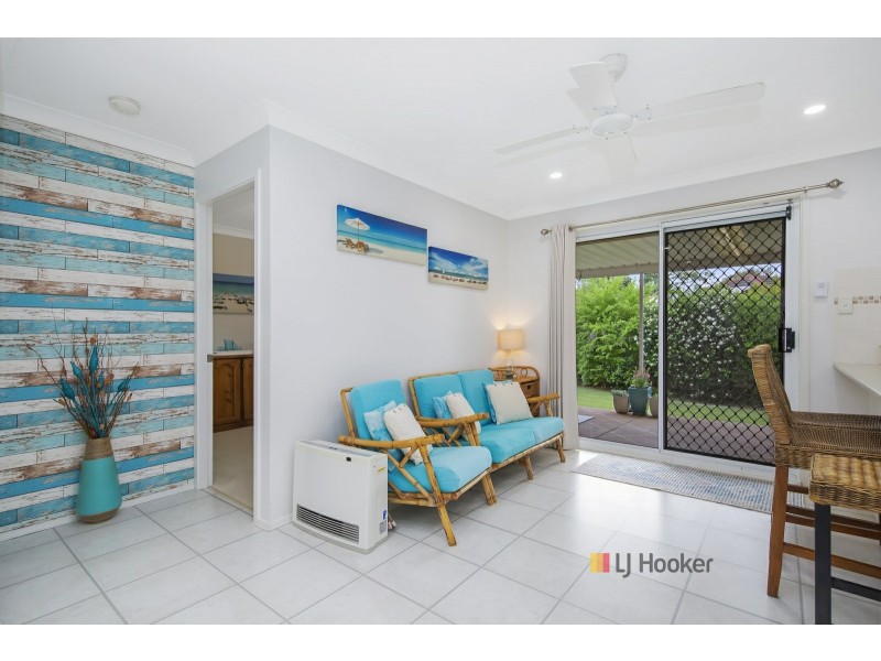 44 Scenic Circle, Budgewoi NSW 2262