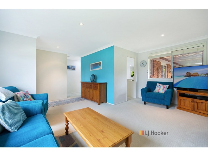 44 Scenic Circle, Budgewoi NSW 2262