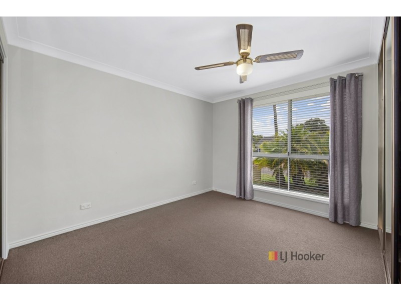 11 Fourth Avenue, Toukley NSW 2263