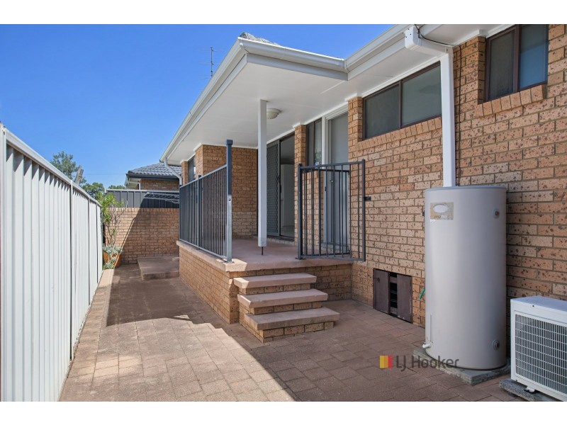 2/9 Koowong Road, Gwandalan NSW 2259