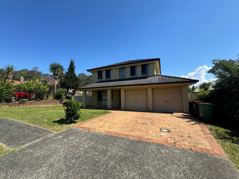11 Glider Road, Wadalba NSW 2259