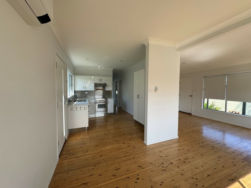 33 Dianne Avenue, Lake Munmorah NSW 2259